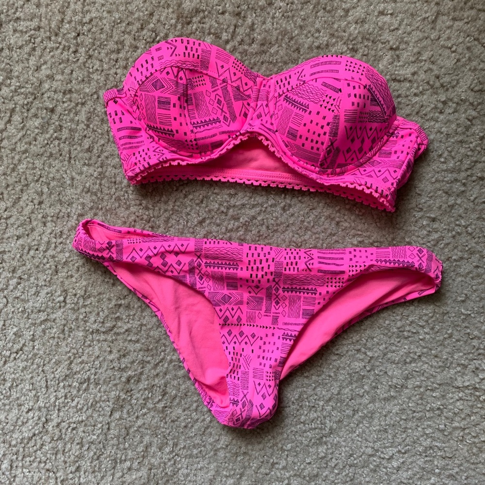 Strapless bathing suit.